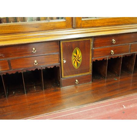 Antikes Inlaid Mahagoni Bücherregal aus der Zeit George III 