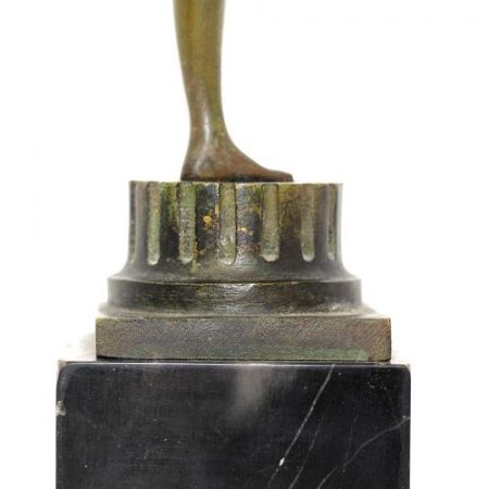 Antike Art Deco Bronzefigur von Serge Zelikson