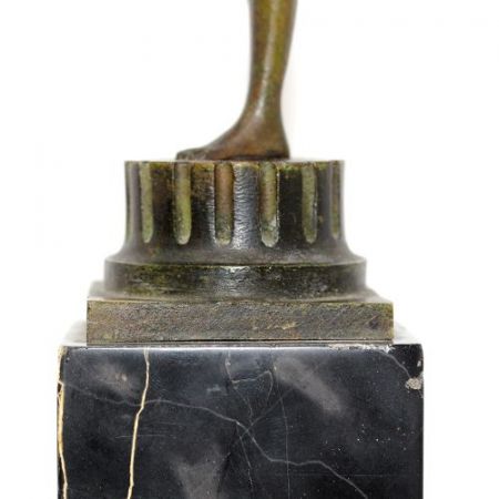 Antike Art Deco Bronzefigur von Serge Zelikson