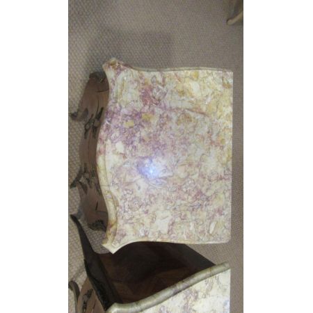 Antikes Nachttisch-Paar im Louis XV.-Stil aus Massivholz um 1930