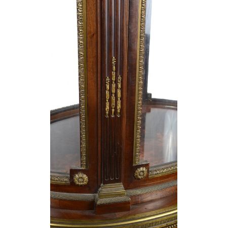 Antike freistehende französische Vitrine aus dem 19. Jahrhundert von Edward und Roberts