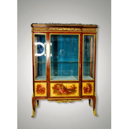 Antike französische Kingwood Vitrine im Stil von "Linke"