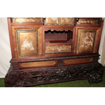 ! Antikes japanisches Sadhana-Schrank