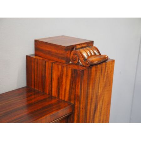 Antiker Goncalo Alves (Tiegerholz) Schrank aus der Regency Zeit