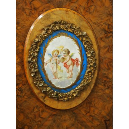 Antikes viktorianisches Walnuss Sideboard