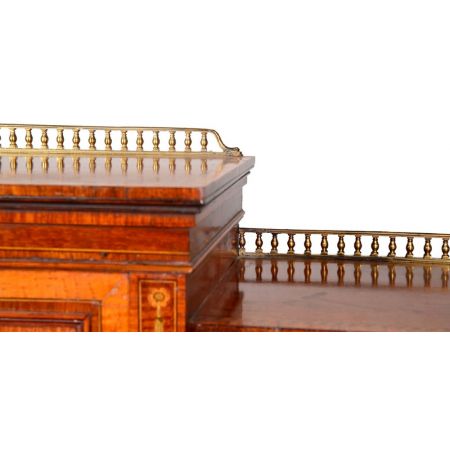 Antiker Schreibtisch aus der edwardianischen Zeit, 19. Jahrhundert.