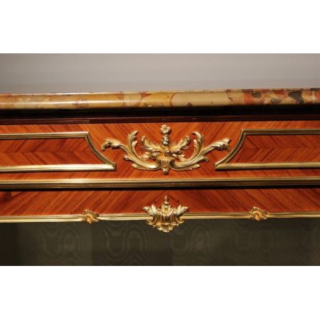 Antike französische Vitrine mit Kingwood & Ormolu