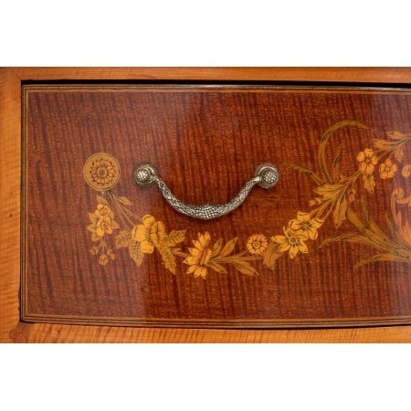 Antike Edwards und Roberts Vitrine aus Eiche