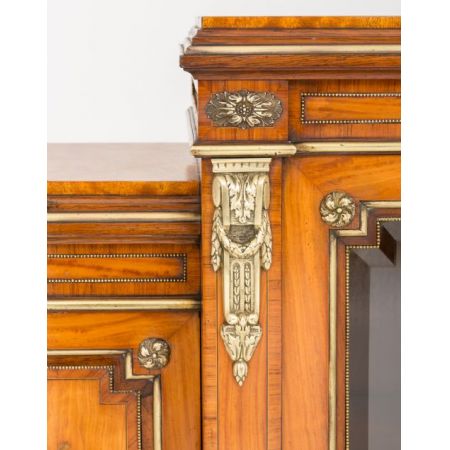 Antiker viktorianischer Satinholzschrank von hervorragender Qualität