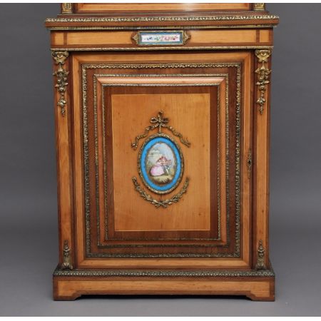 Premium! Antiker Schrank aus Satinholz und Palisander aus dem 19. Jahrhundert