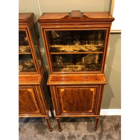 Premium! Antikes Paar Mahagoni Vitrinen aus der edwardianischen Epoche