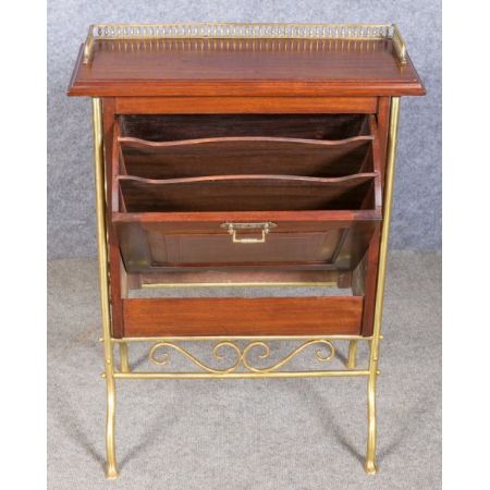 Antiker Zeitungsständer im Kunsthandwerkstil aus Messing und Mahagoni