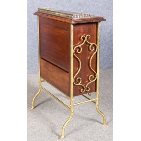 Antiker Zeitungsständer im Kunsthandwerkstil aus Messing und Mahagoni