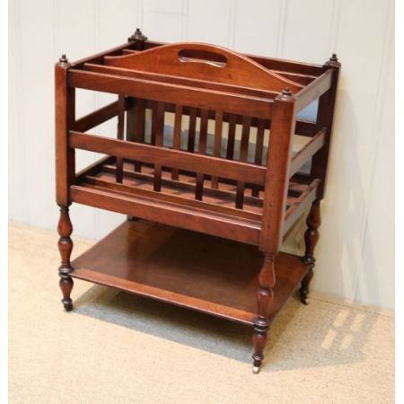 Antiker viktorianischer Zeittungsständer aus massivem Mahagoni