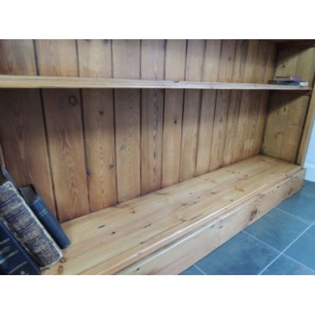 Prächtiges antikes großes Bücherregal aus massivem Kiefernholz extra breit