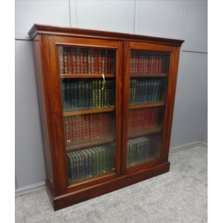 Antiker viktorianischer Bücherschrank aus Mahagoni