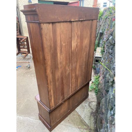 Antikes kleines Mahagoni-Bücherregal auf Zwergsockel aus dem 19. Jahrhundert