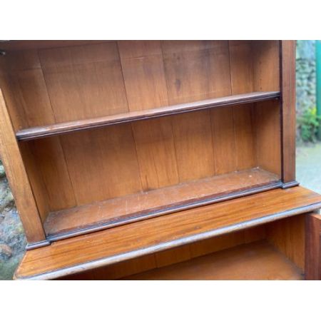 Antikes kleines Mahagoni-Bücherregal auf Zwergsockel aus dem 19. Jahrhundert