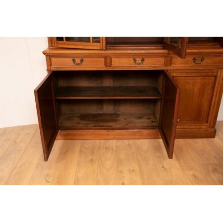 Antiker viktorianischer Wohnzimmerschrank  Bücherschrank 