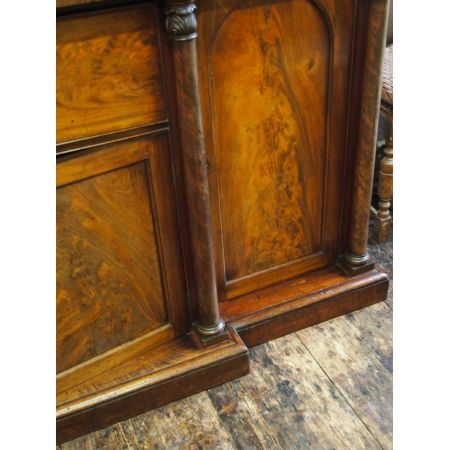 Antiker Breakfront Mahagoni Bücherschrank / Sekretär aus der William IV Zeit