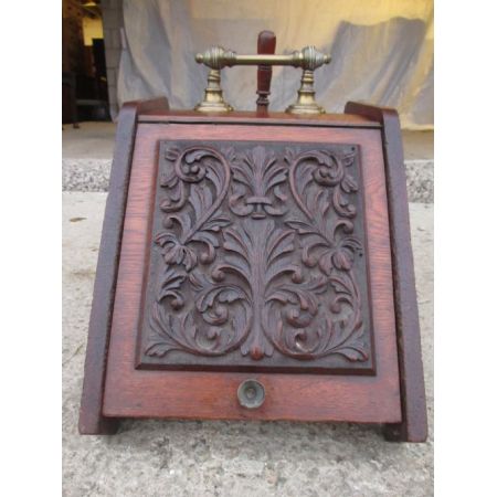 Antike viktorianische Purodnium- oder Kohlebox mit Messinggriff und Schaufel 