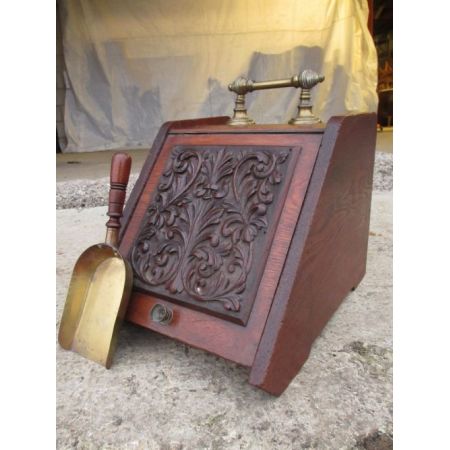 Antike viktorianische Purodnium- oder Kohlebox mit Messinggriff und Schaufel 