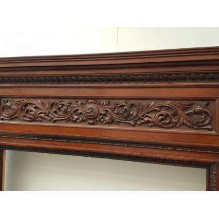 Antike viktorianische geschnitzte Eichenholz Kaminumrandung