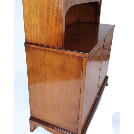 Hochwertiger Sheraton Zeit Kabinett Sammlerschrank Bücherschrank Aus Massivem Satinholz, 19. Jahrhundert