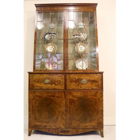 Antiker Flame - Mahagoni Bücherschrank / Vitrine aus Zeit von George III