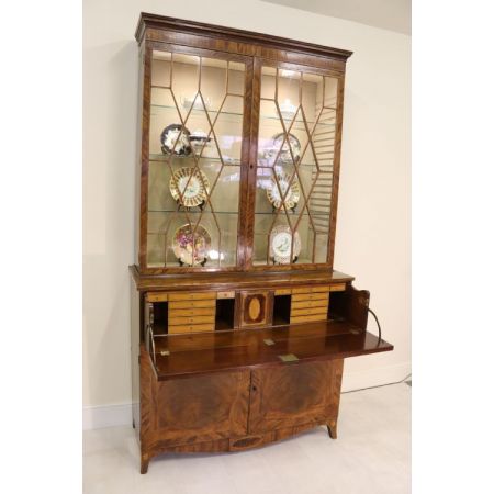 Antiker Flame - Mahagoni Bücherschrank / Vitrine aus Zeit von George III