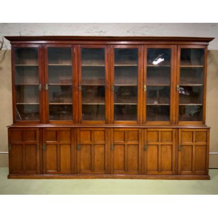 Antiker, sehr großer sechstüriger Bücherschrank aus massivem Mahagoni