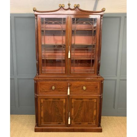 Antiker Inlaid Mahagoni Bücherschrank aus der George IV Epoche