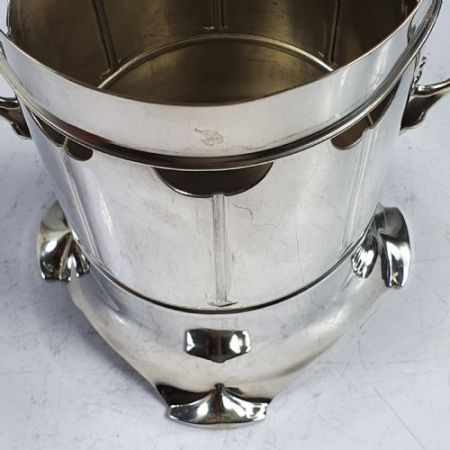 Antiker, versilberter arts & crafts Weinkühler von Roberts & Belk 1910