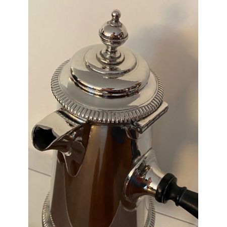 Antiker versilberter Schokoladentopf