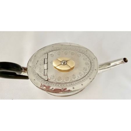 Hübsche antike versilberte Teekanne. von ca1900