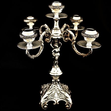 Antiker, versilberter Kerzenhalter