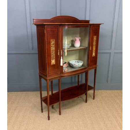 Antike Inlaid Vitrine aus Mahagoni im Kunsthandwerk Stil