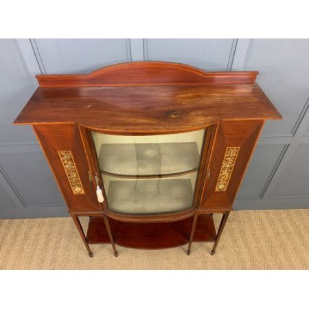 Antike Inlaid Vitrine aus Mahagoni im Kunsthandwerk Stil