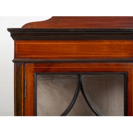 Antike Sheraton Revival Mahagoni Vitrine.