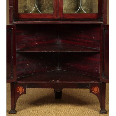 Antike Eckvitrine im Jugendstil von ca 1900