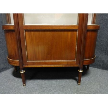 Antike elegante Messingvitrine aus Mahagoni