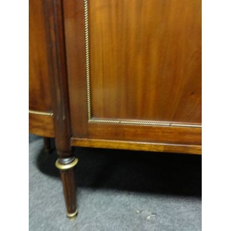 Antike elegante Messingvitrine aus Mahagoni