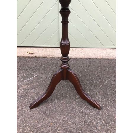 Antiker Stativ Wein Tisch aus massivem Mahagoni 