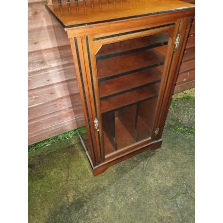 Antiker ebonisierter Musikschrank aus massivem Nussbaumholz