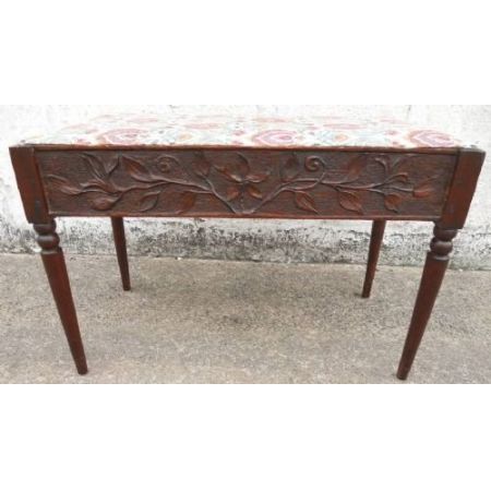 Antiker viktorianischer geschnitzter Sitzhocker aus Eichenholz