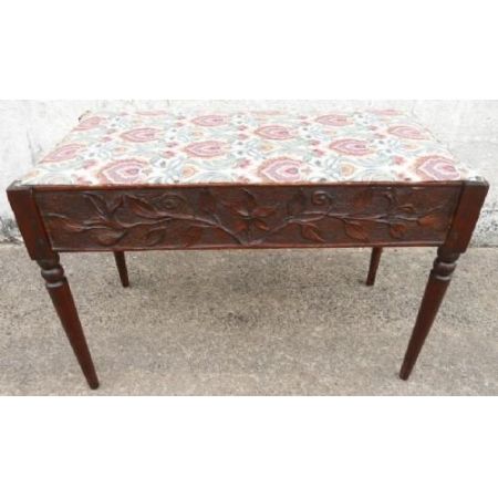 Antiker viktorianischer geschnitzter Sitzhocker aus Eichenholz