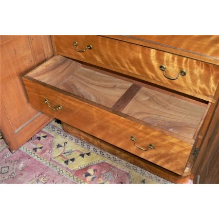 Antiker Gentleman Compactum Kleiderschrank