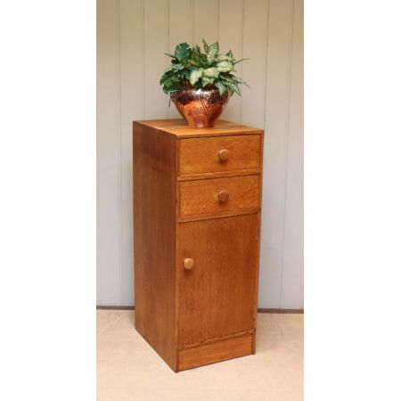 Antiker Eichenholz Schrank im Cotswolds Stil, aus den 1030er Jahren