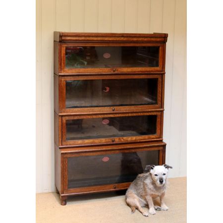 Antiker Stapel Bücherschrank aus massivem Eichenholz