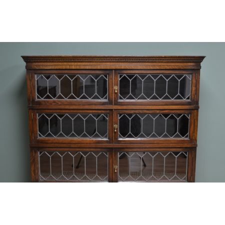 Antikes hochwertiges Stacking Bücherregal aus massiver Eiche